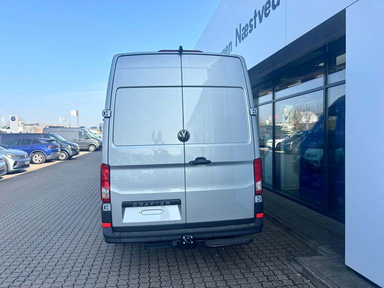 VW Crafter 35 2,0 TDi 177 Kassevogn L3H3 aut.