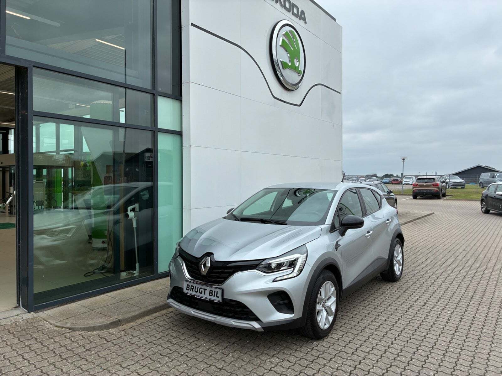 Renault Captur 1,6 E-Tech Zen