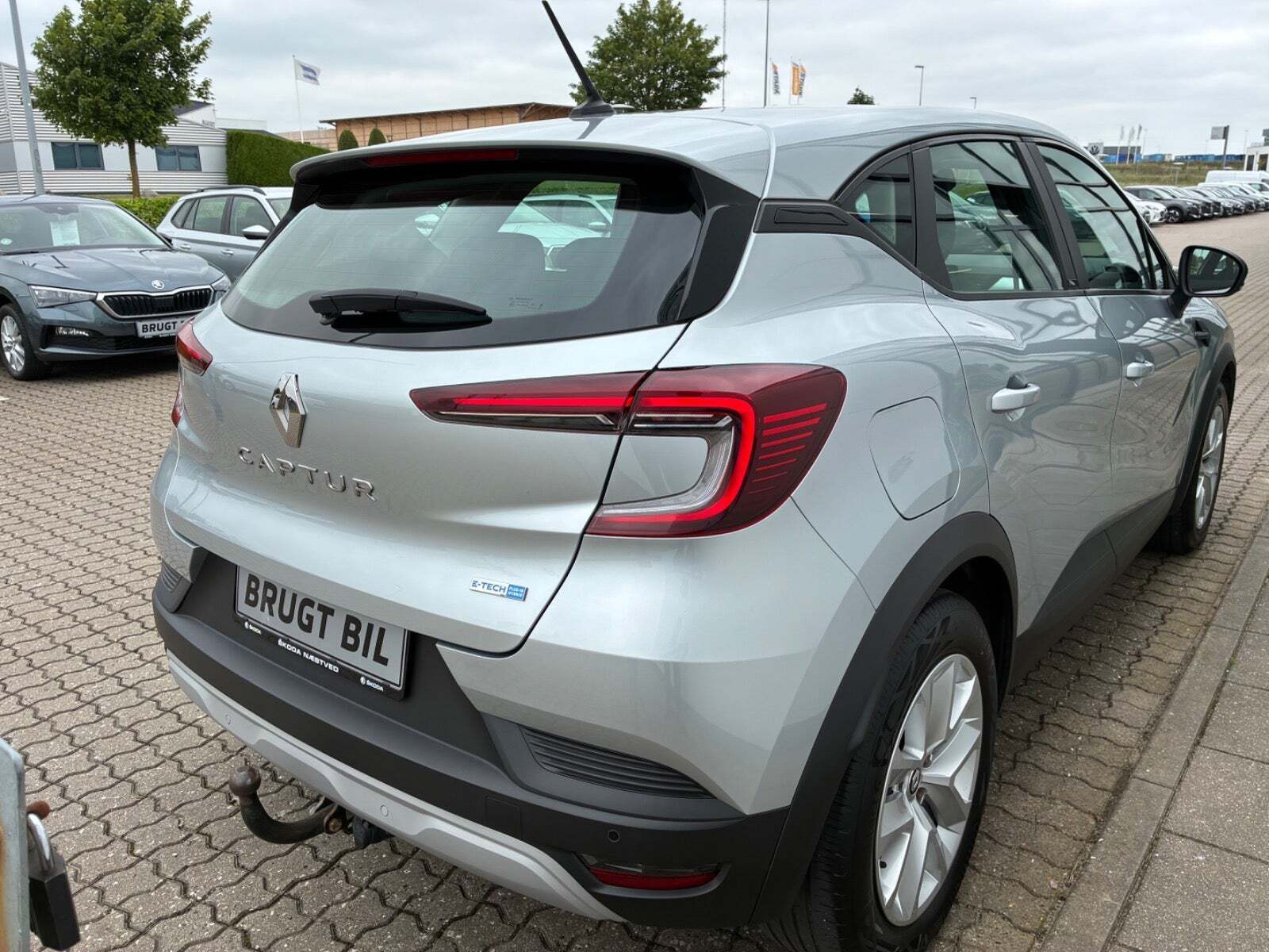 Sølv Renault Captur fra 2021