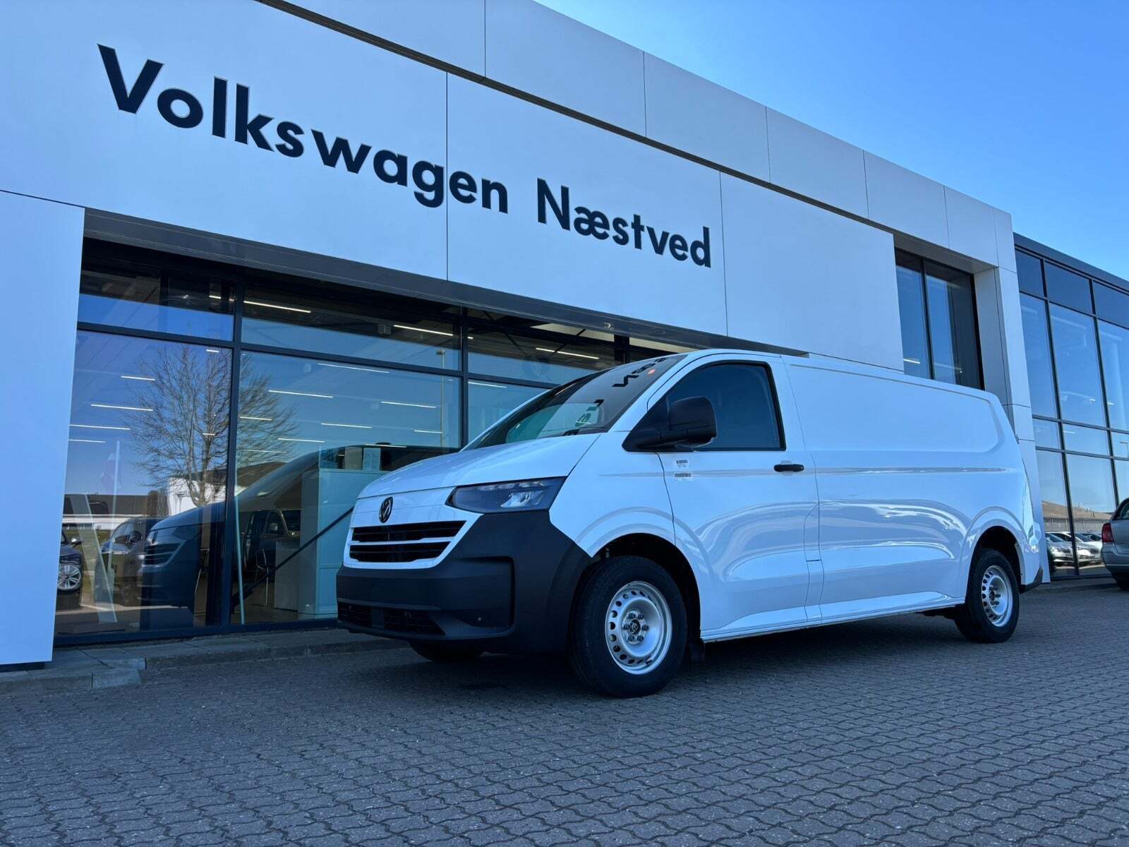 VW Transporter 2,0 TDi 150 Comfort Kassevogn aut. LWB