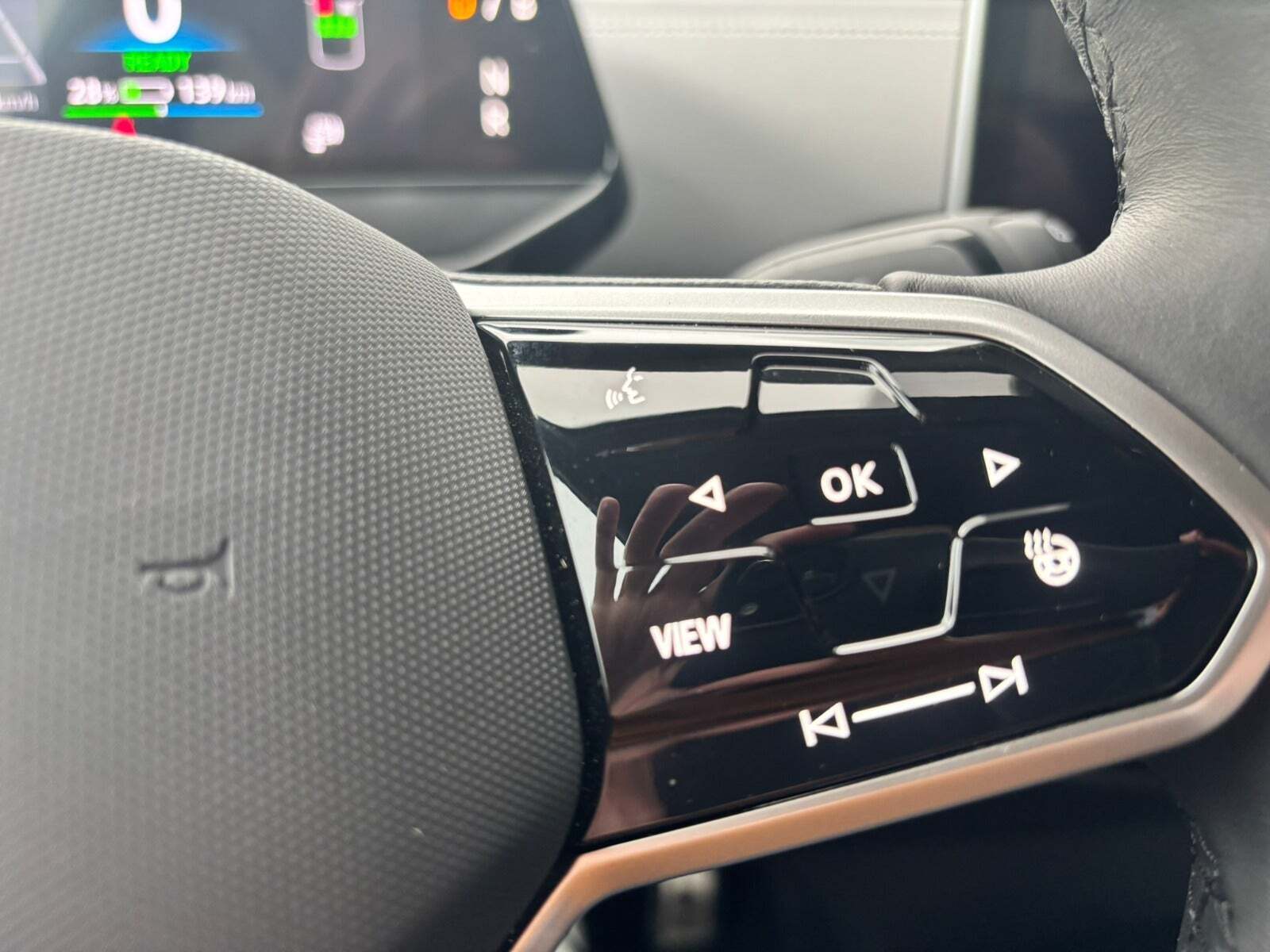 Hvid VW ID.4 fra 2025