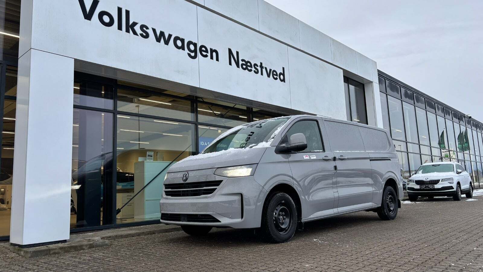 VW Transporter 2,0 TDi 150 Comfort Kassevogn aut. LWB