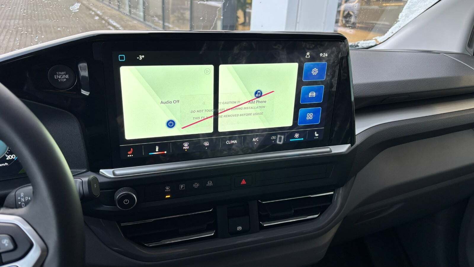 Grå VW Transporter fra 2025