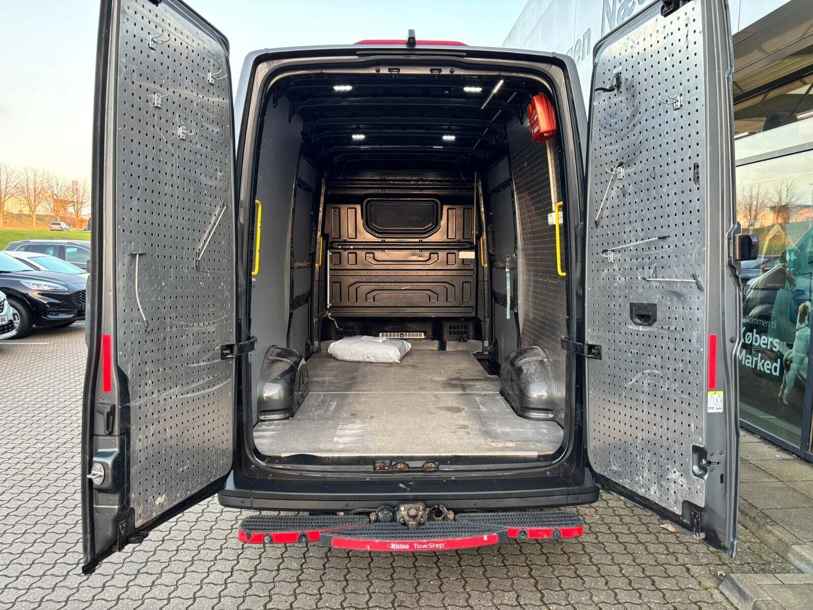 MAN TGE 2,0 3.180 Kassevogn L3H3 aut. FWD