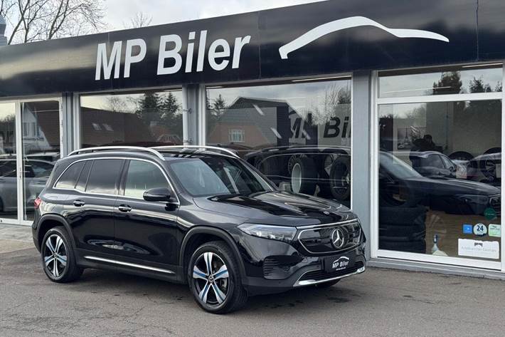 Sort Mercedes EQB250 fra 2023