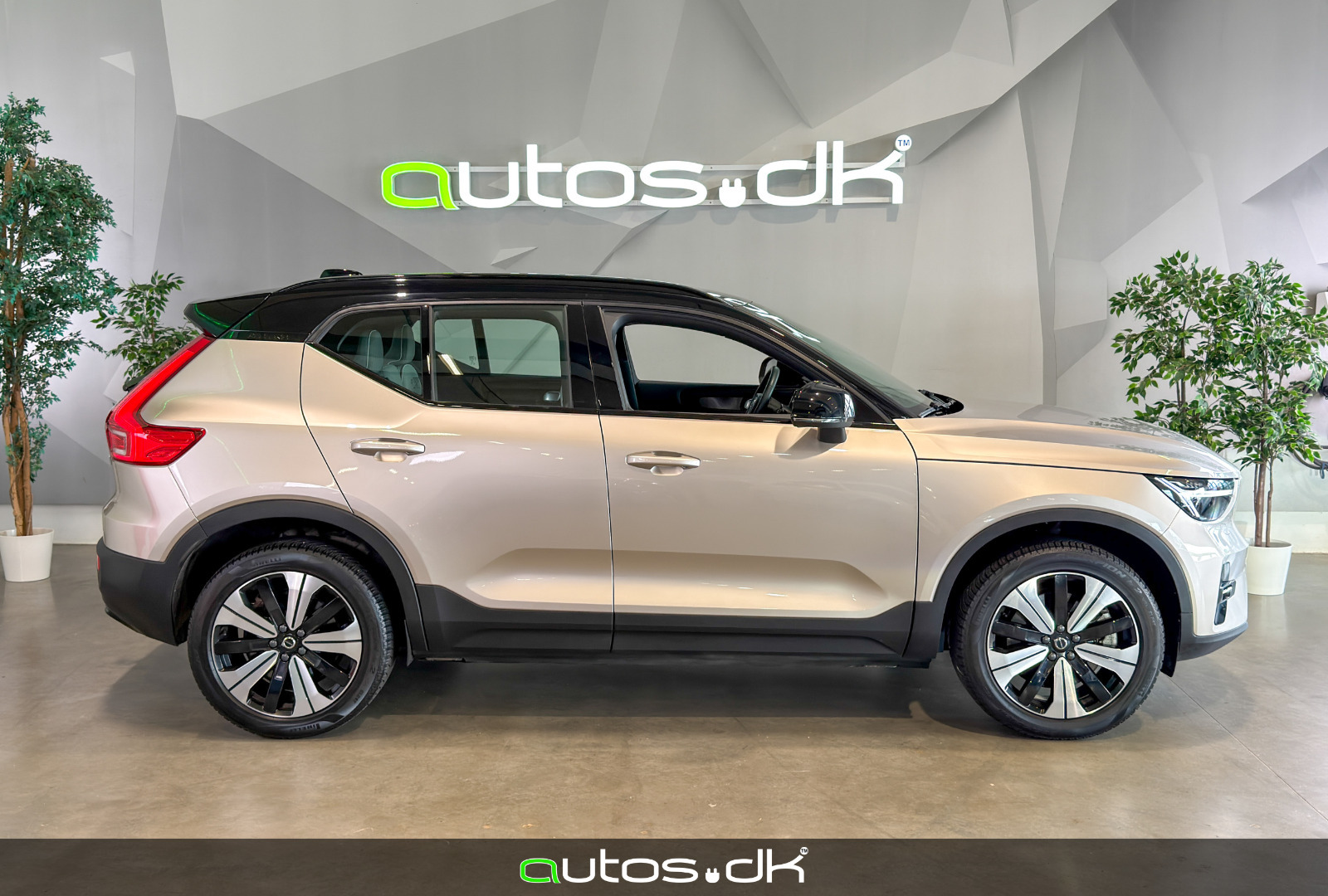 Volvo XC40 P6 ReCharge Plus