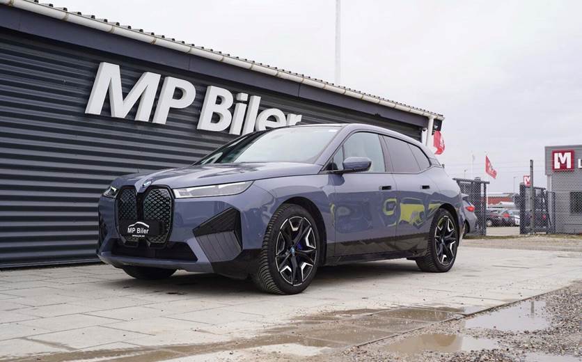 BMW iX xDrive40 Sport