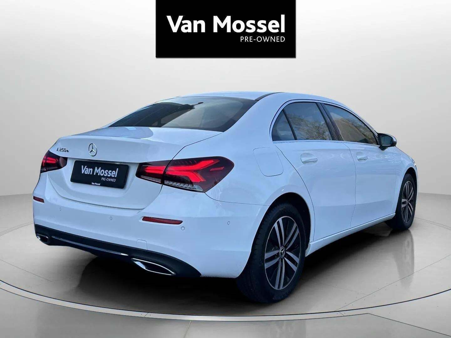 Mercedes A250 e 1,3 Progressive Line aut.