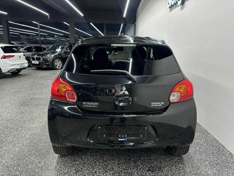 Mitsubishi Space Star 1,2 Black & White CVT