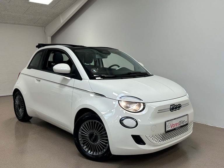 Fiat 500e 42 Icon Cabrio