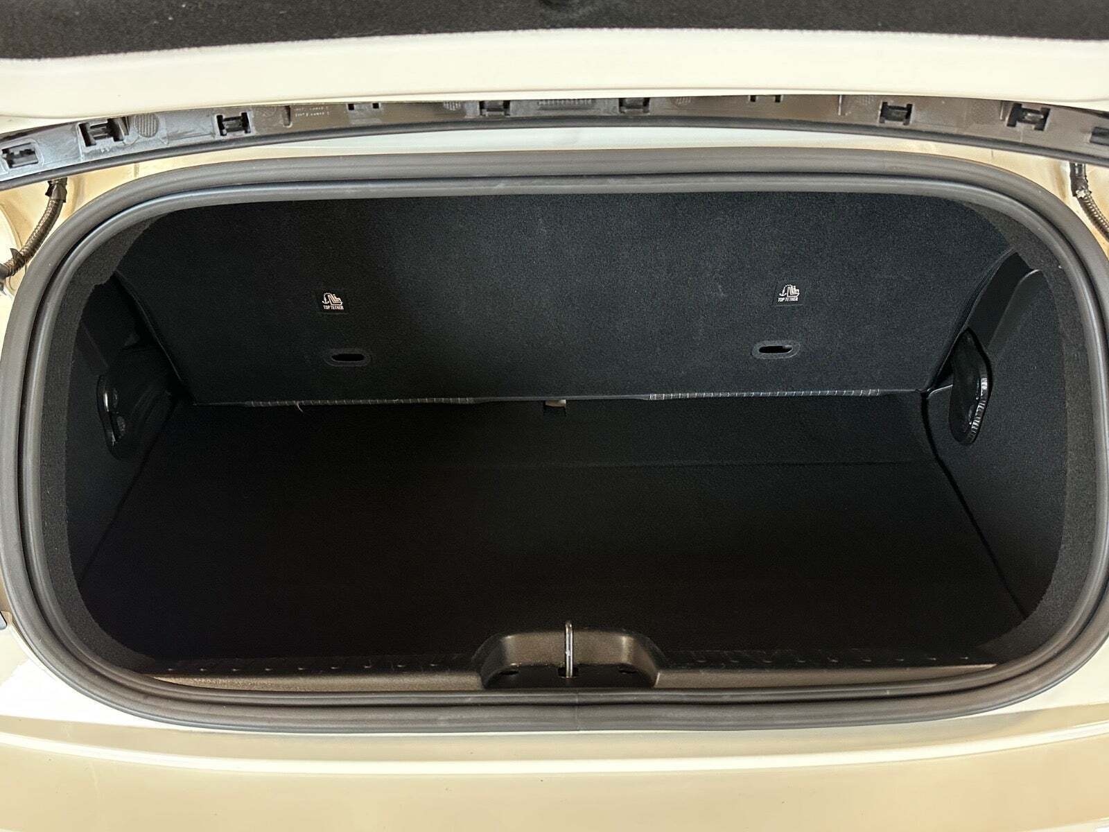 Hvid Fiat 500e fra 2022