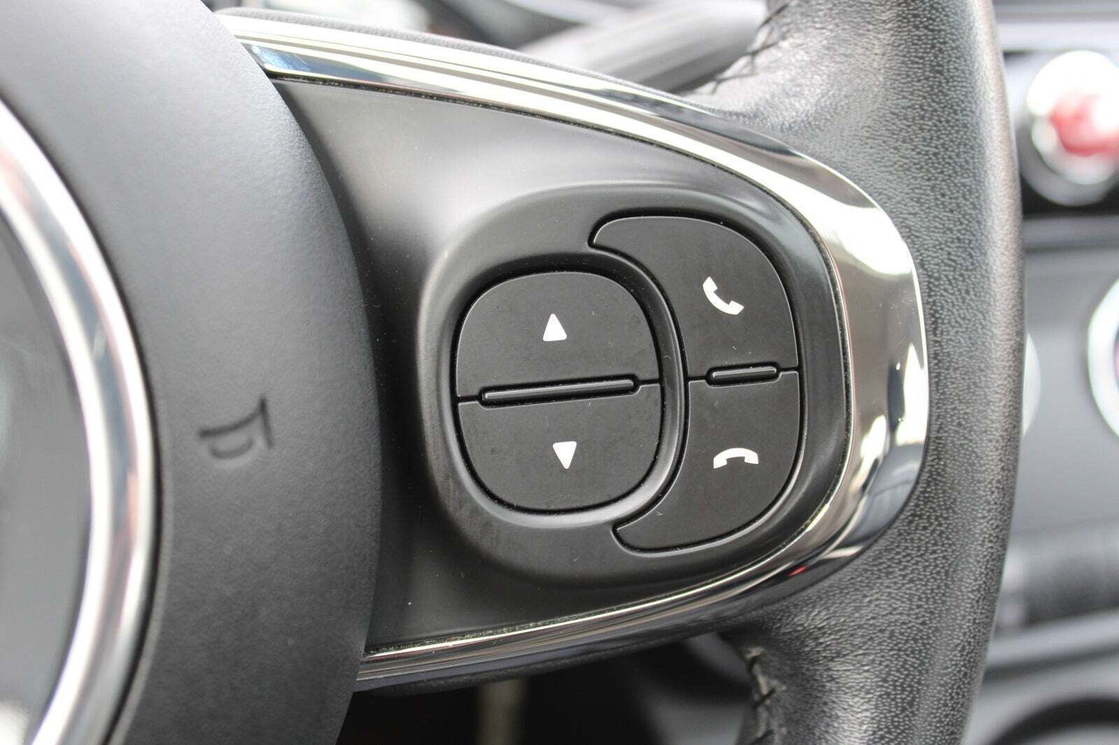 Sort Fiat 500 fra 2019