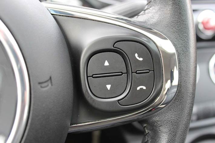 Sort Fiat 500 fra 2019