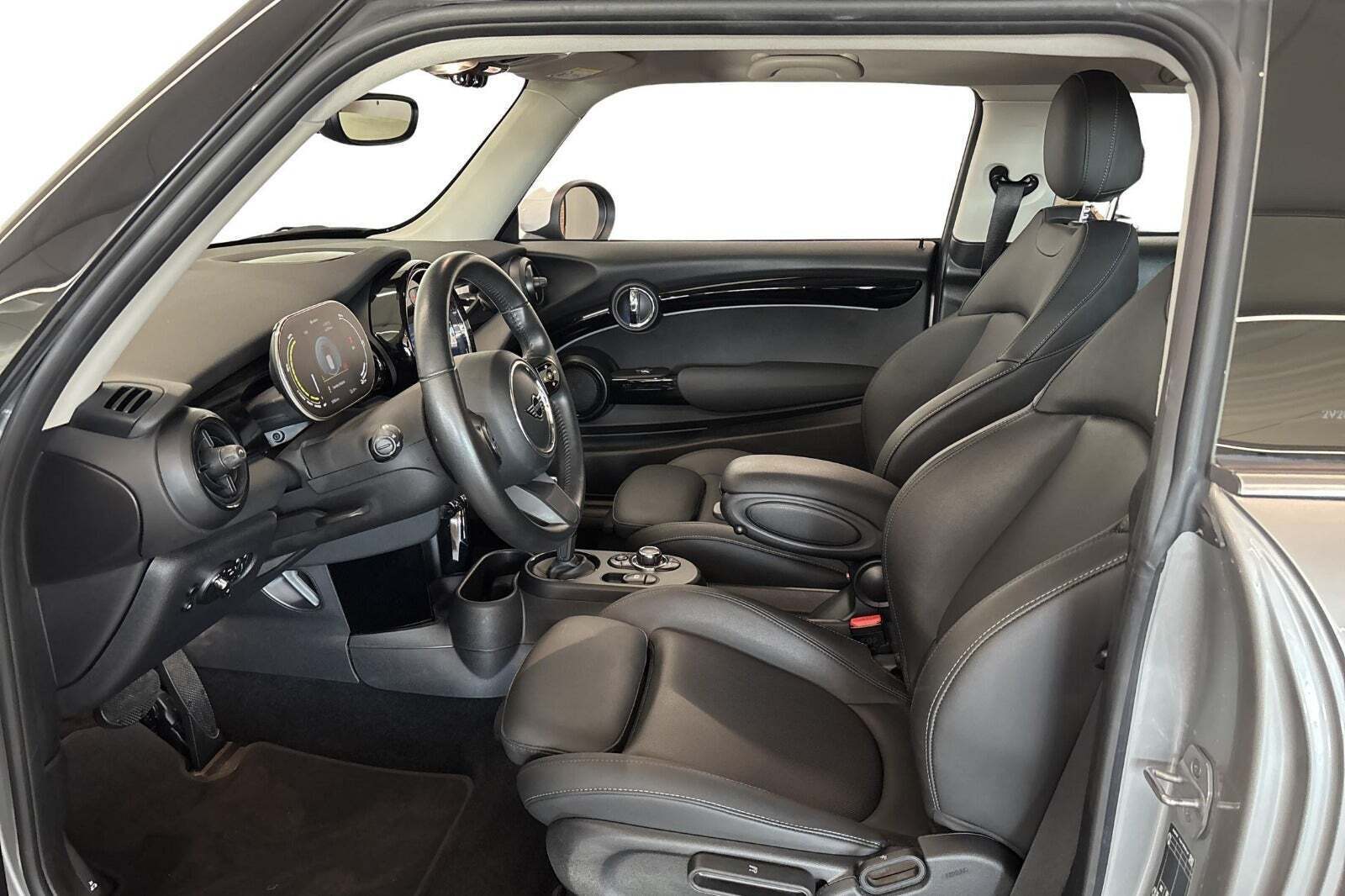 Mini Cooper SE Classic Trim