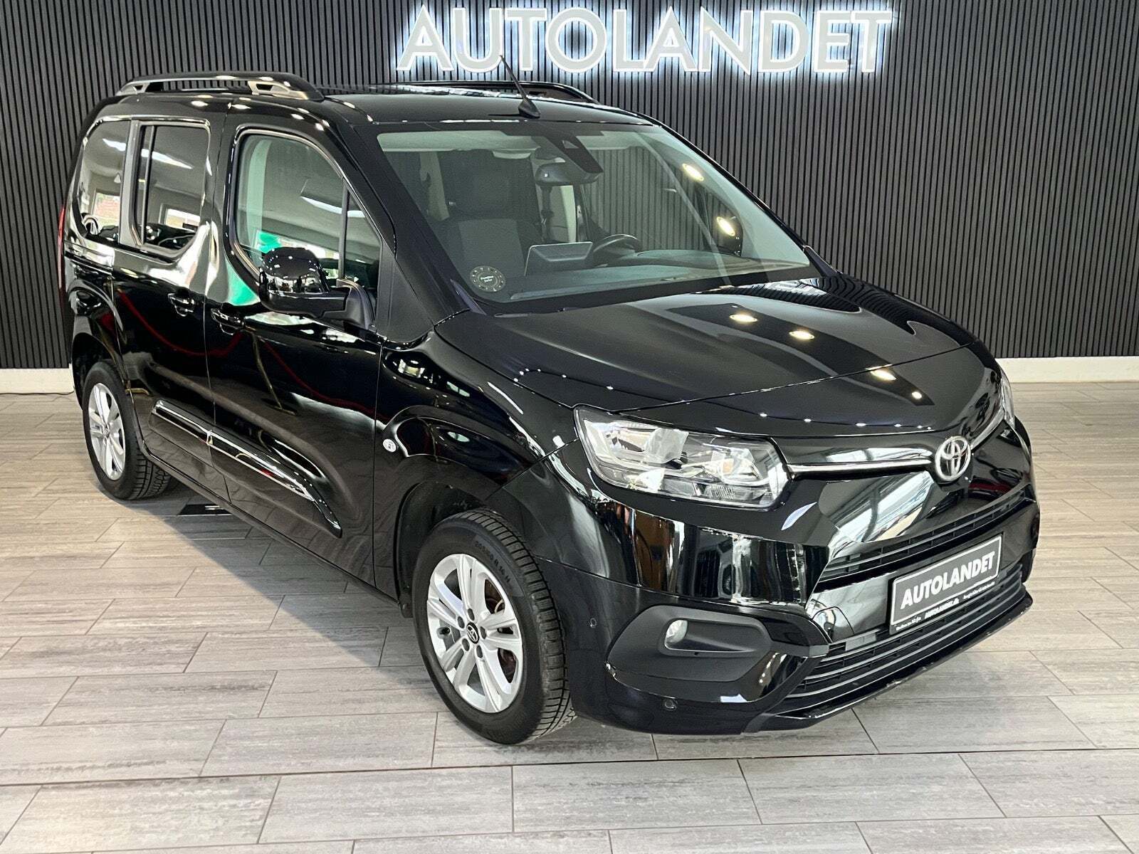 Toyota ProAce City Verso 50 Medium Family