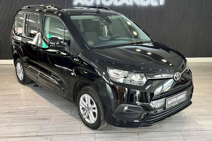 Sort Toyota ProAce City Verso fra 2022