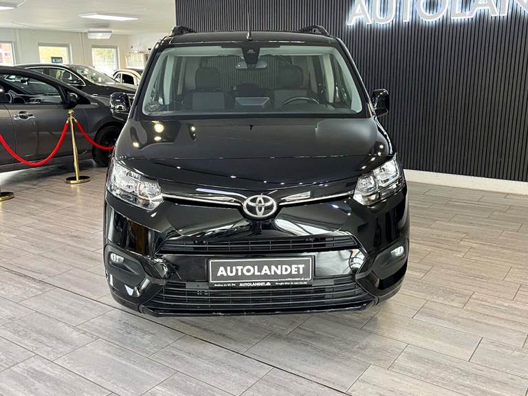 Toyota ProAce City Verso 50 Medium Family