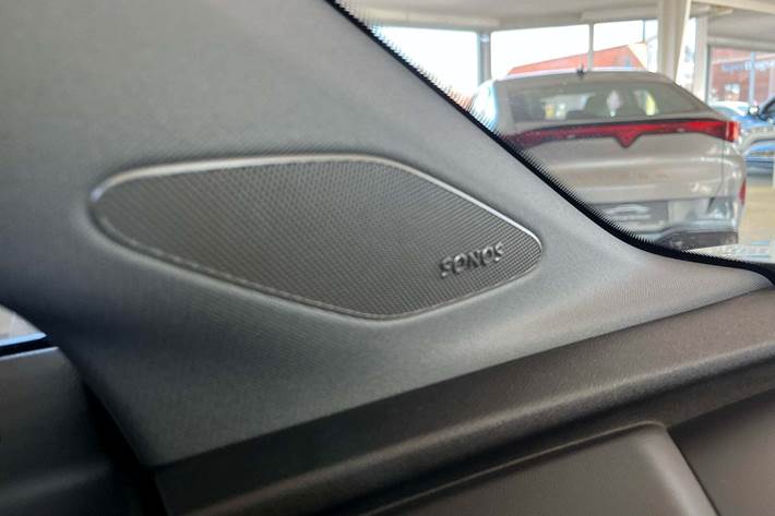 Hvid Audi Q4 e-tron fra 2024