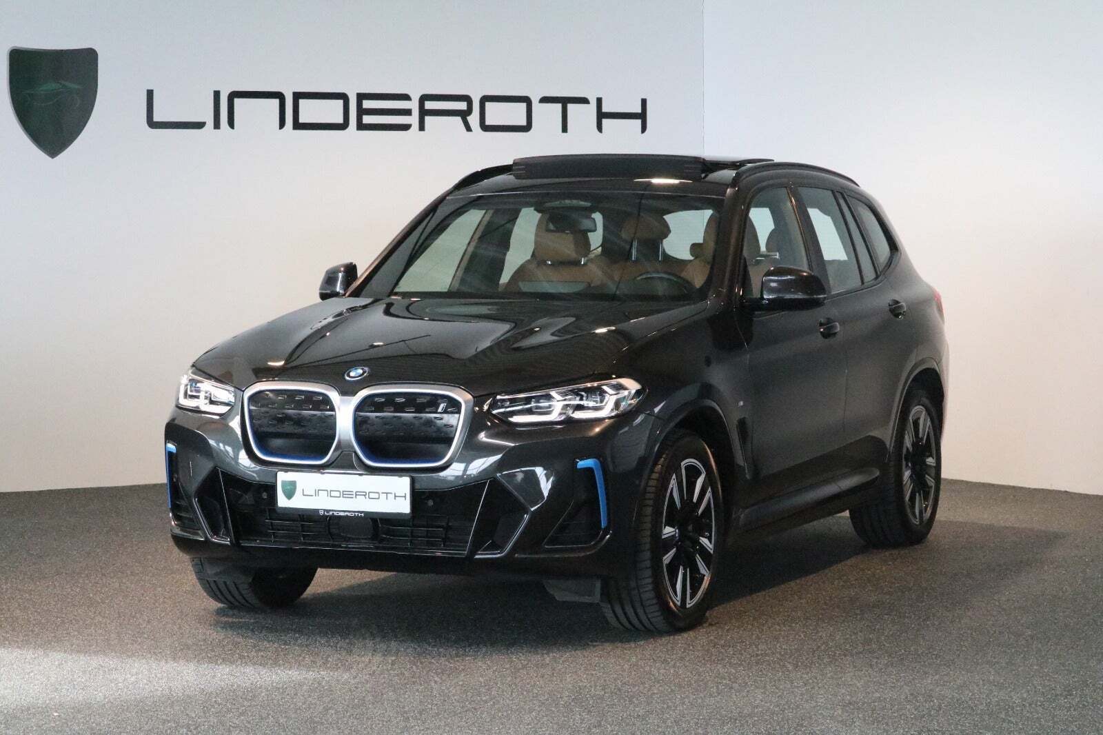 BMW iX3 Charged M-Sport