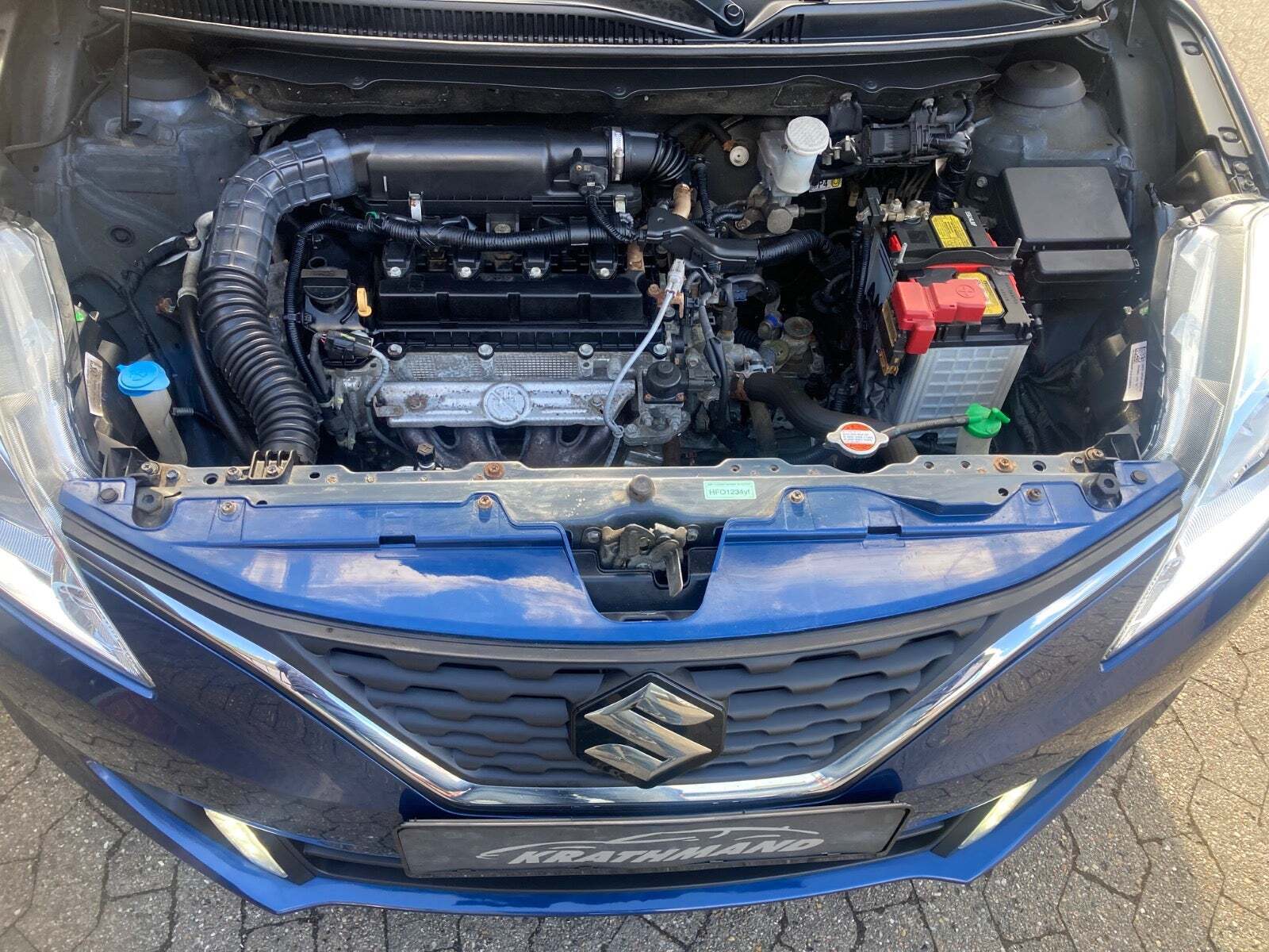 Blå Suzuki Baleno fra 2019