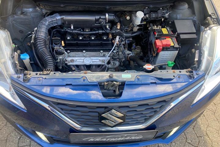 Blå Suzuki Baleno fra 2019