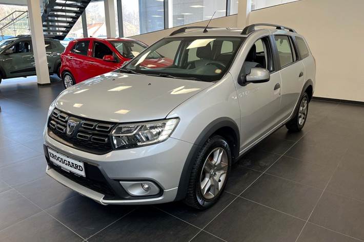 Sølv Dacia Logan Stepway fra 2018