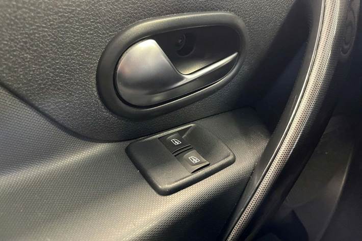 Sølv Dacia Logan Stepway fra 2018