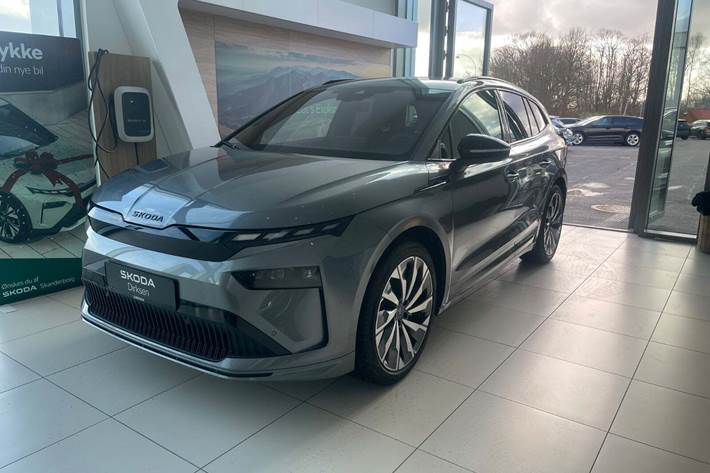 Grå Skoda Enyaq fra 2026