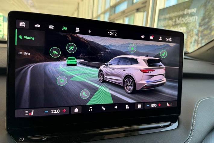 Grå Skoda Enyaq fra 2026