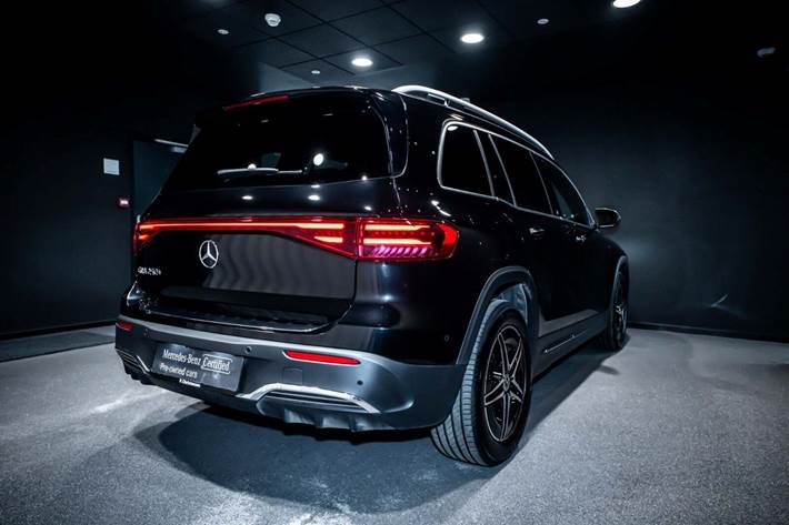 Sort Mercedes EQB250+ fra 2026