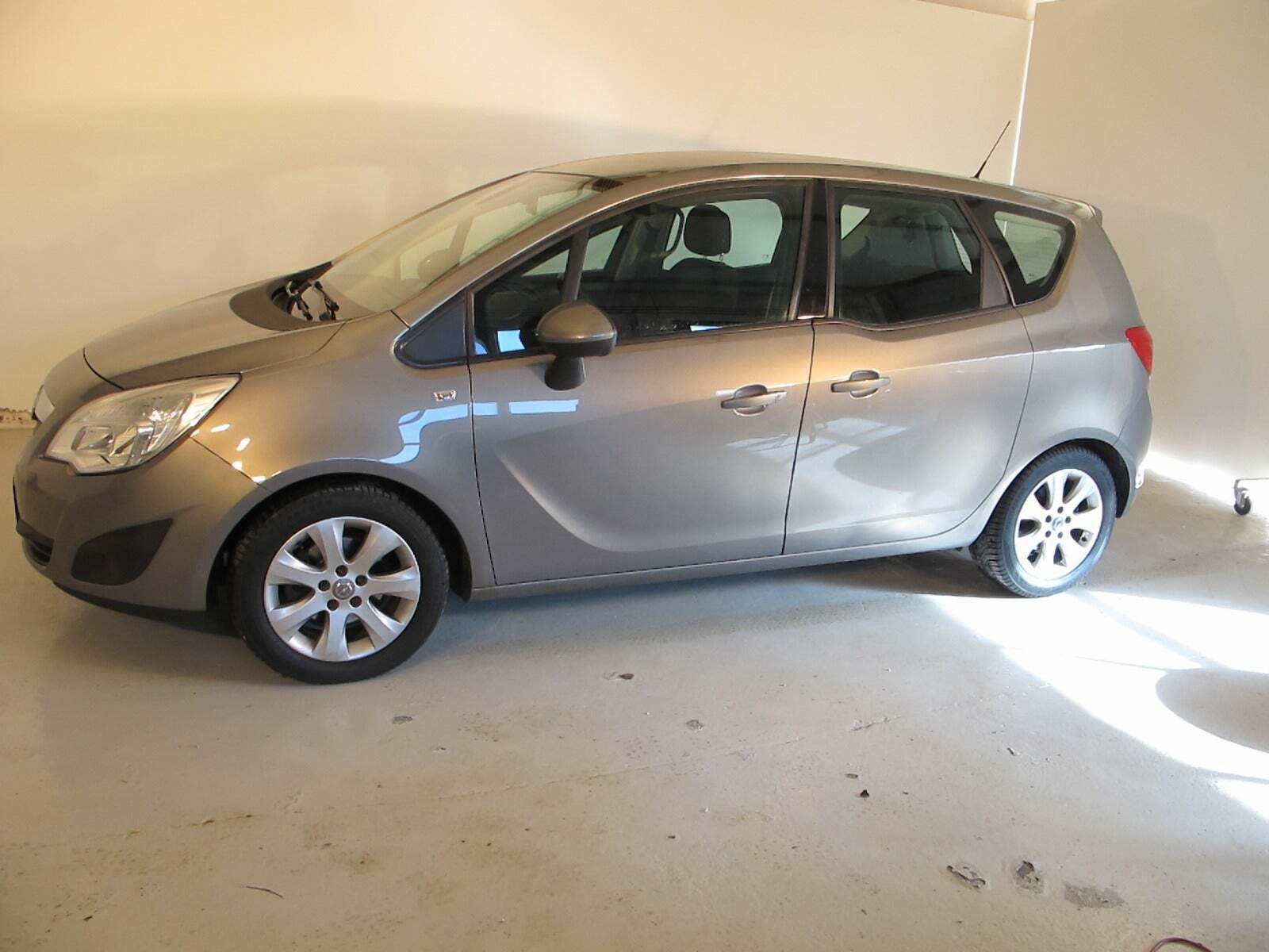 undefined Opel Meriva fra 2011