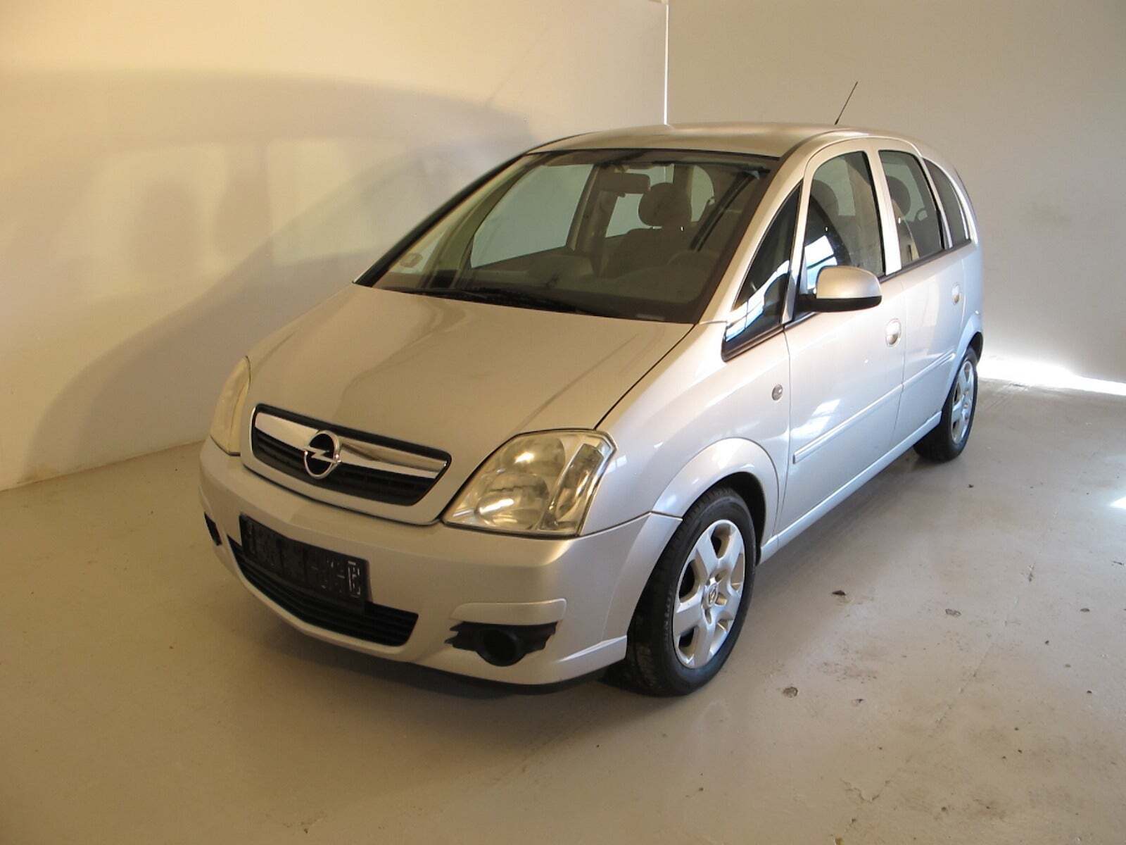 Opel Meriva 1,8 16V Cosmo aut.