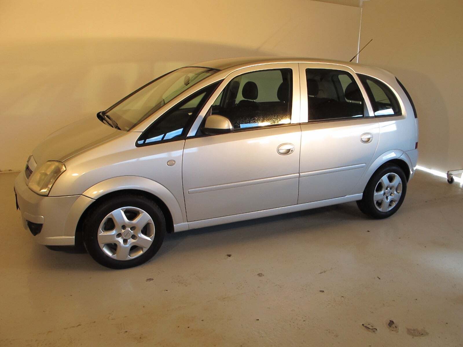 undefined Opel Meriva fra 2009
