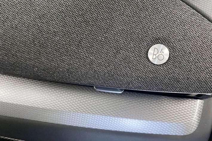 Grå Ford Mustang Mach-E fra 2023