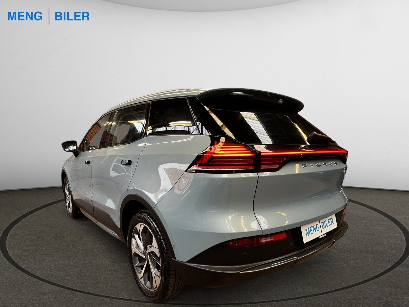 Blå Aiways U5 fra 2021