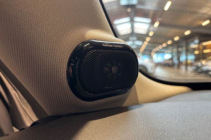 Grå Mini Cooper fra 2022