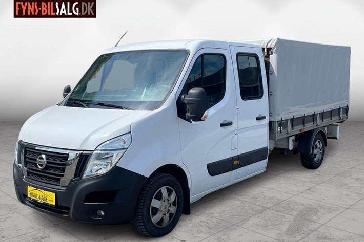 Hvid Nissan NV 400 fra 2021