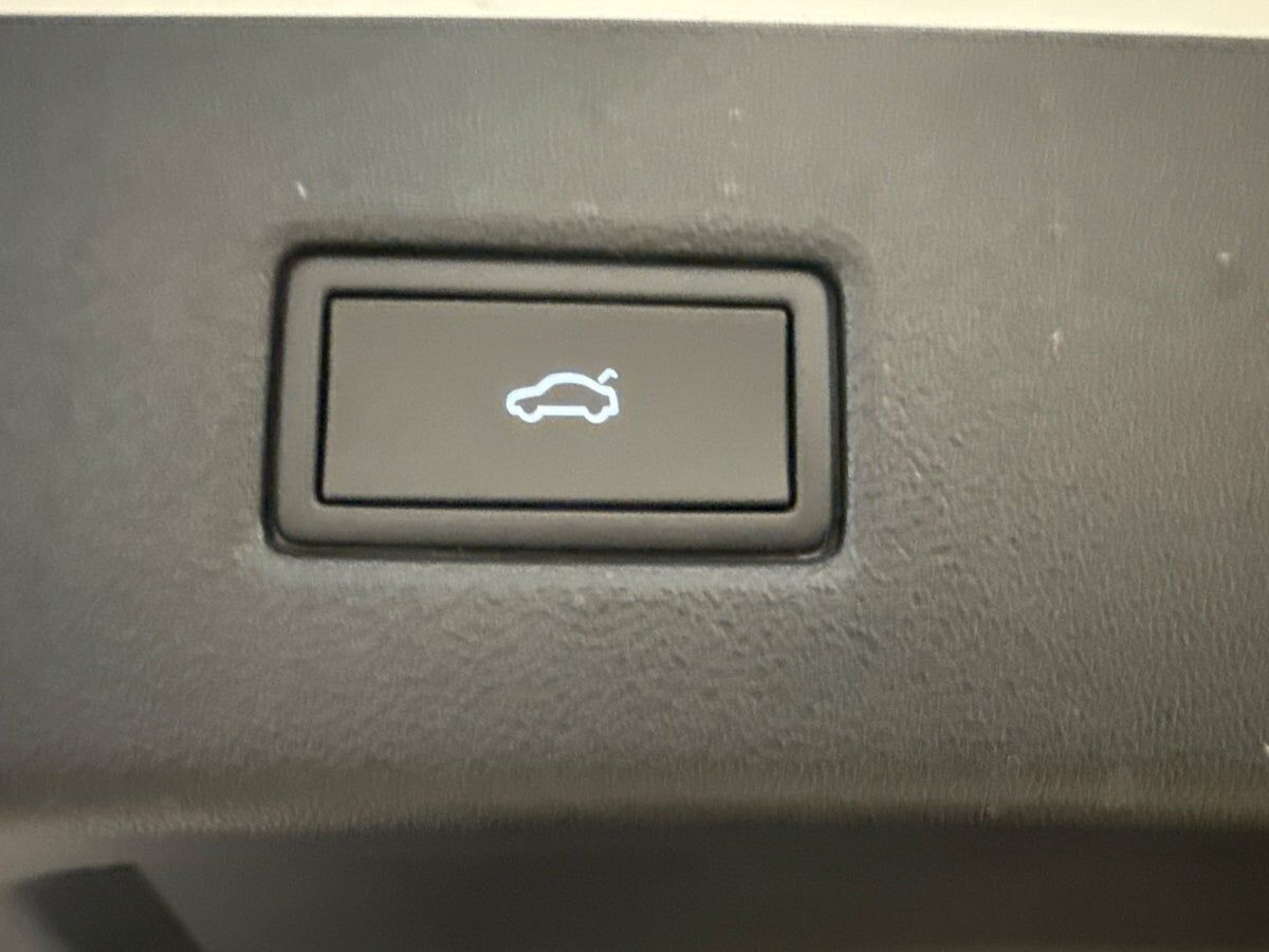 Hvid Ford Explorer fra 2024