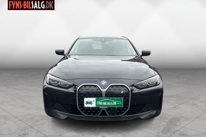 Sort BMW i4 fra 2024