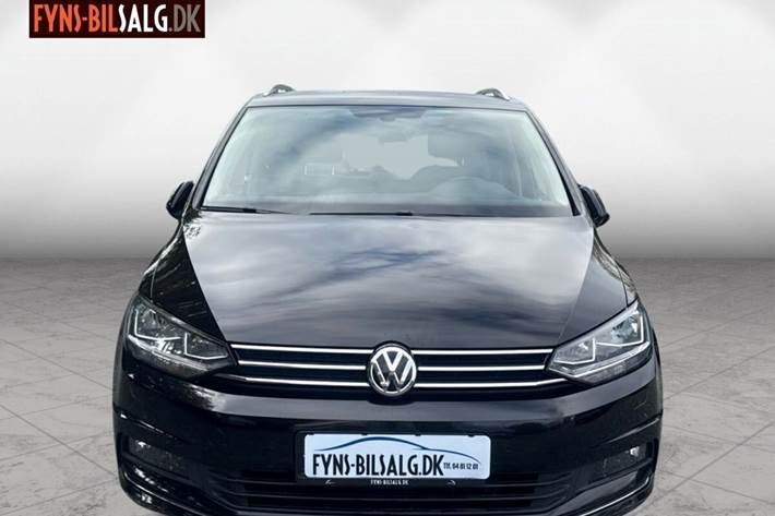 Sort VW Touran fra 2018