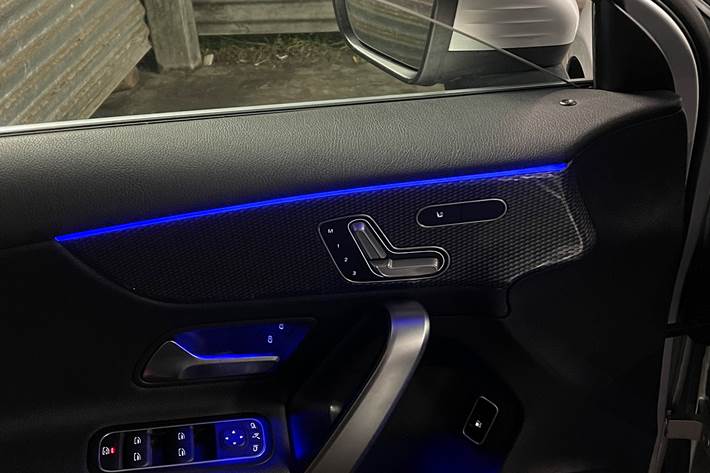 Grå Mercedes A-Klasse fra 2020