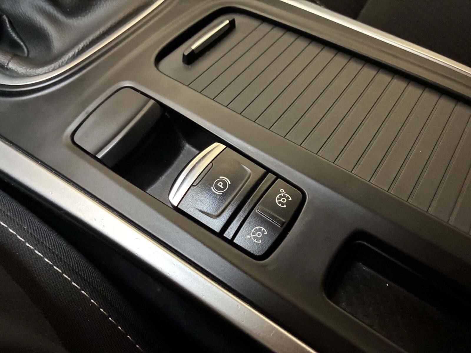 Sort Renault Megane IV fra 2017