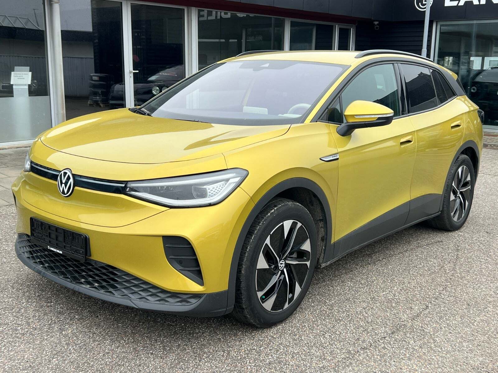 VW ID.4 77 Business Performance