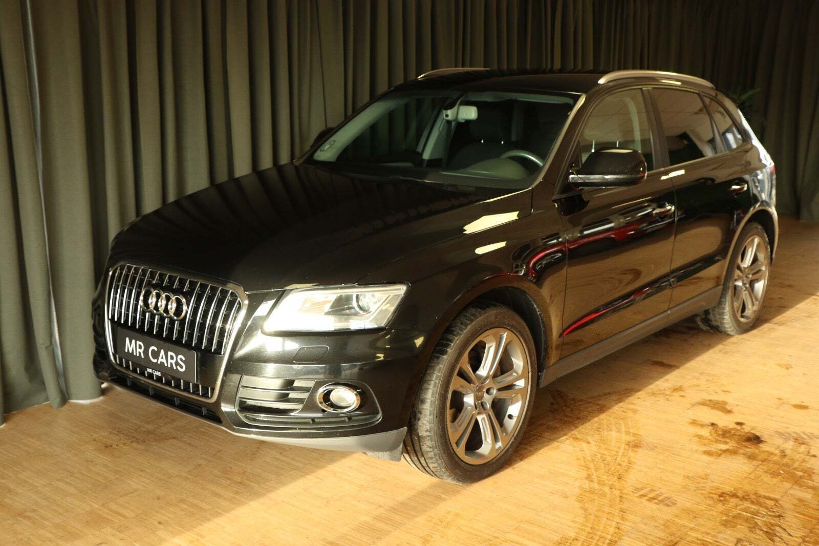 Grøn Audi Q5 fra 2016