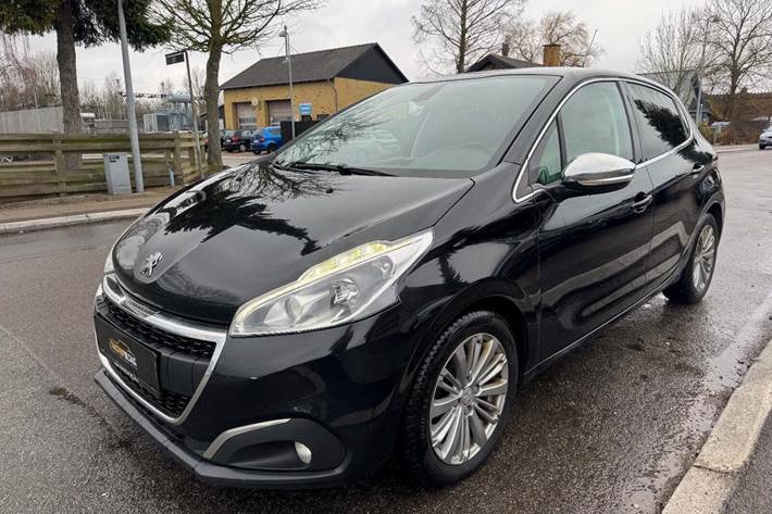 undefined Peugeot 208 fra 2017
