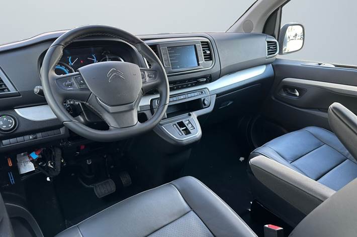 Grå Citroën ë-SpaceTourer fra 2024