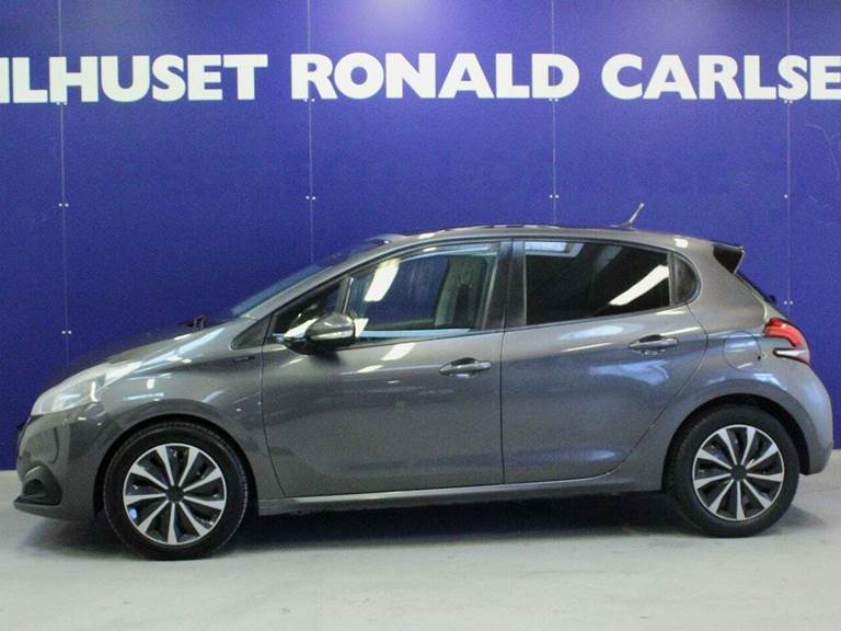 Peugeot 208 1,5 BlueHDi 100 Signature Sky