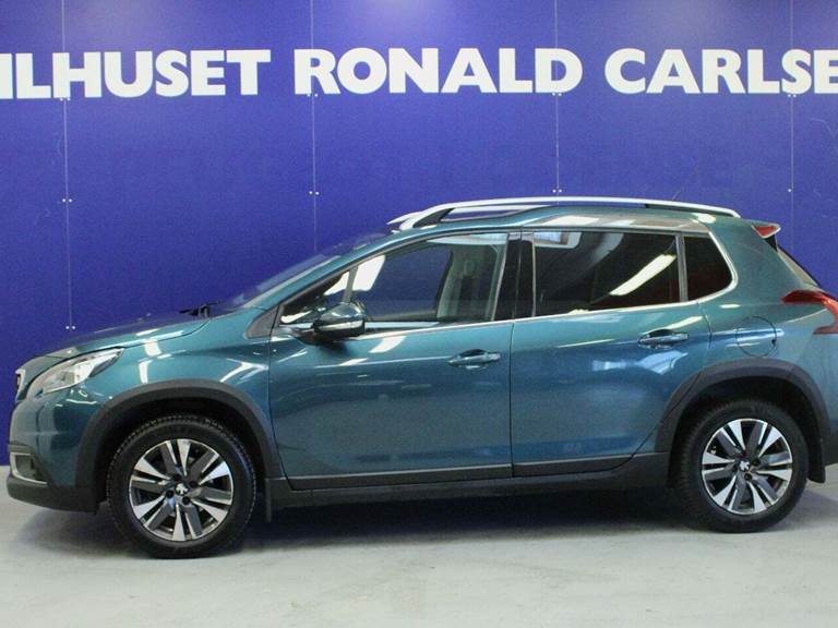 Peugeot 2008 1,2 e-THP 110 Allure Sky