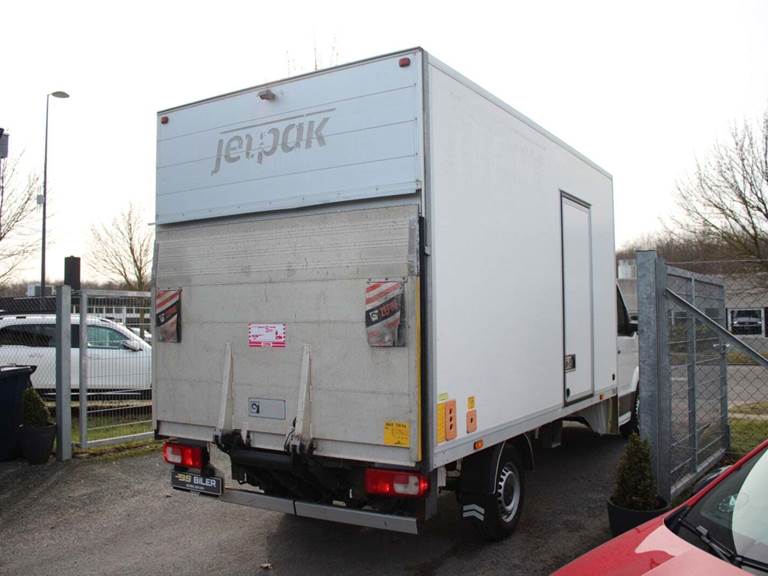 VW Crafter 35 2,0 TDi 177 Alukasse m/lift aut.