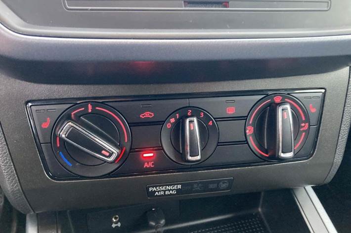 undefined Seat Arona fra 2019